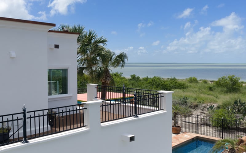 Balcony/bayviews